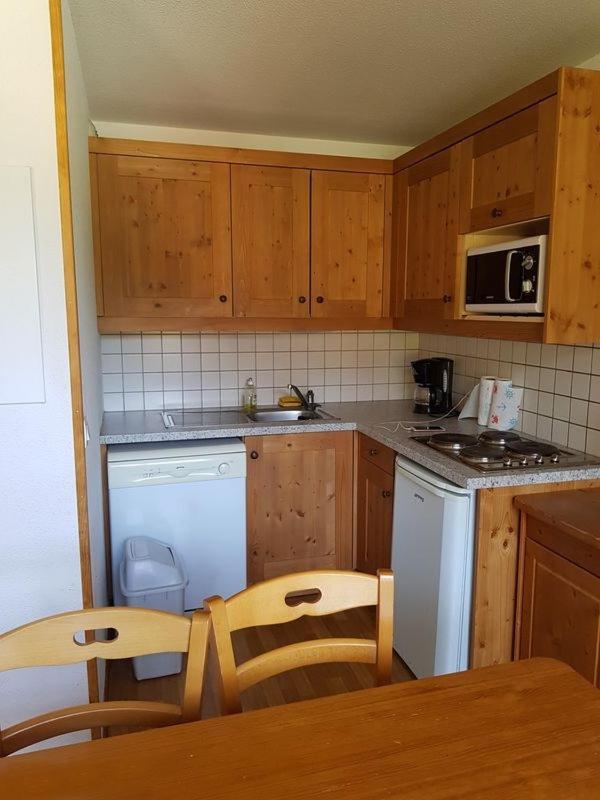 Les Petits Eterlous Appartement T3 36M2 A Puy St Vincent 1800 Alpes Du Sud 6 Personnes Parking Prive Couvert 퓌생빈센트 외부 사진