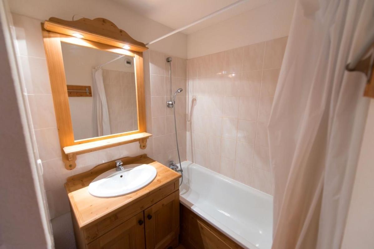 Les Petits Eterlous Appartement T3 36M2 A Puy St Vincent 1800 Alpes Du Sud 6 Personnes Parking Prive Couvert 퓌생빈센트 외부 사진